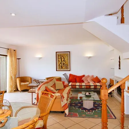 Lovelystay - Alto Dos Calicos 2br House With Garden
