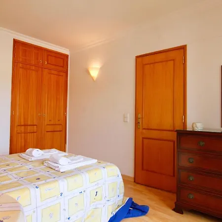 Lovelystay - Alto Dos Calicos 2br House With Garden Ferienhaus *