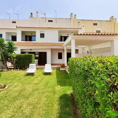 Lovelystay - Alto Dos Calicos 2br House With Garden Ferienhaus Albufeira